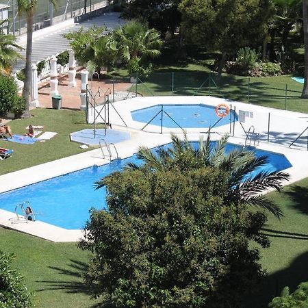 דירות בנאלמדנה Apartamento Arroyo De La Miel, Luminoso Y Bonito מראה חיצוני תמונה