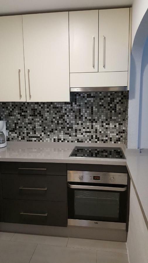 דירות בנאלמדנה Apartamento Arroyo De La Miel, Luminoso Y Bonito מראה חיצוני תמונה