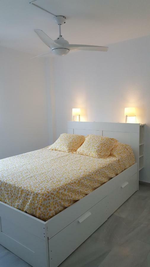 דירות בנאלמדנה Apartamento Arroyo De La Miel, Luminoso Y Bonito מראה חיצוני תמונה