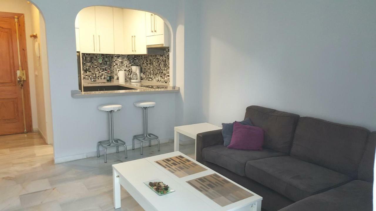 דירות בנאלמדנה Apartamento Arroyo De La Miel, Luminoso Y Bonito מראה חיצוני תמונה