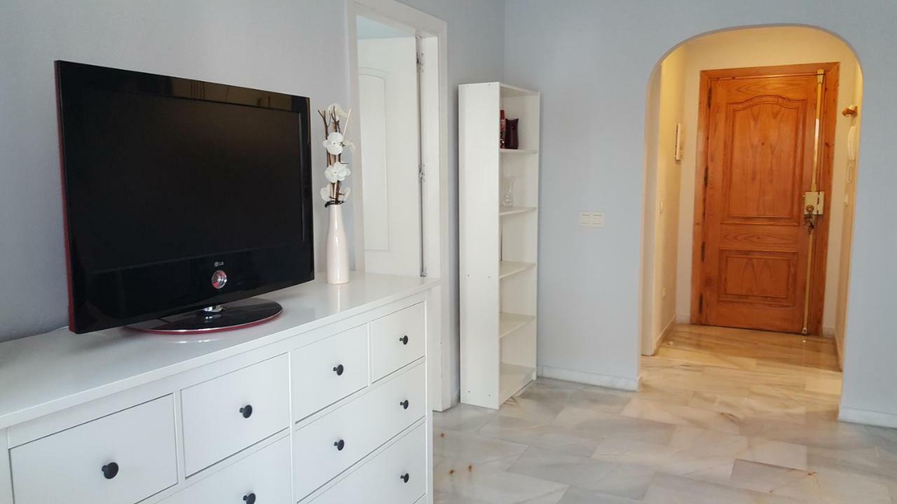 דירות בנאלמדנה Apartamento Arroyo De La Miel, Luminoso Y Bonito מראה חיצוני תמונה