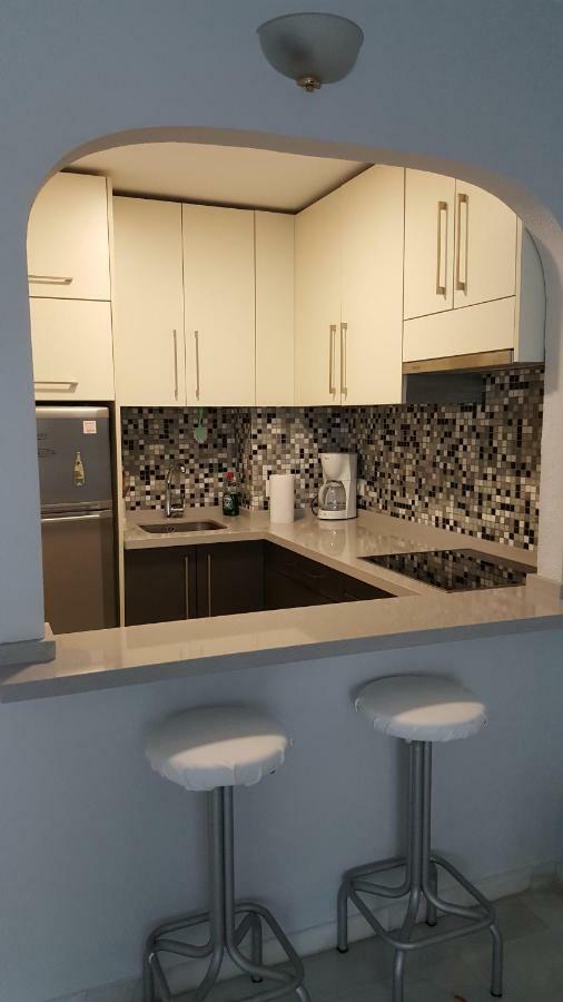 דירות בנאלמדנה Apartamento Arroyo De La Miel, Luminoso Y Bonito מראה חיצוני תמונה