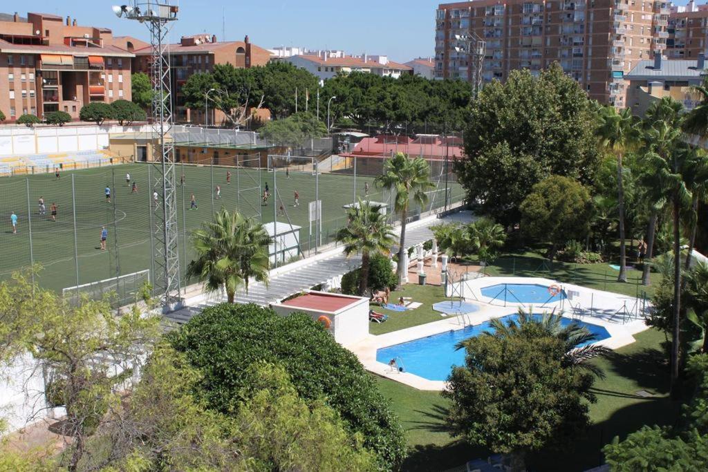 דירות בנאלמדנה Apartamento Arroyo De La Miel, Luminoso Y Bonito מראה חיצוני תמונה