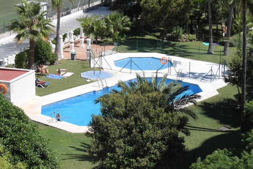 דירות בנאלמדנה Apartamento Arroyo De La Miel, Luminoso Y Bonito מראה חיצוני תמונה
